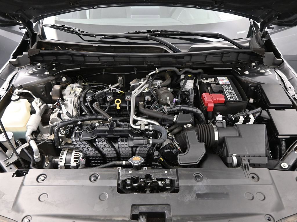 Used 2024 Nissan Altima 2.5 SV image 29