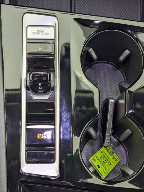 Used 2024 Volkswagen Atlas SE image 22