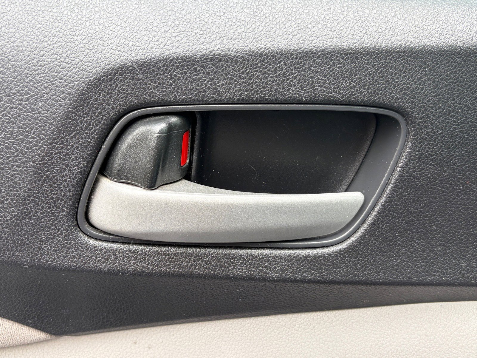 Used 2013 Honda CR-V EX image 9