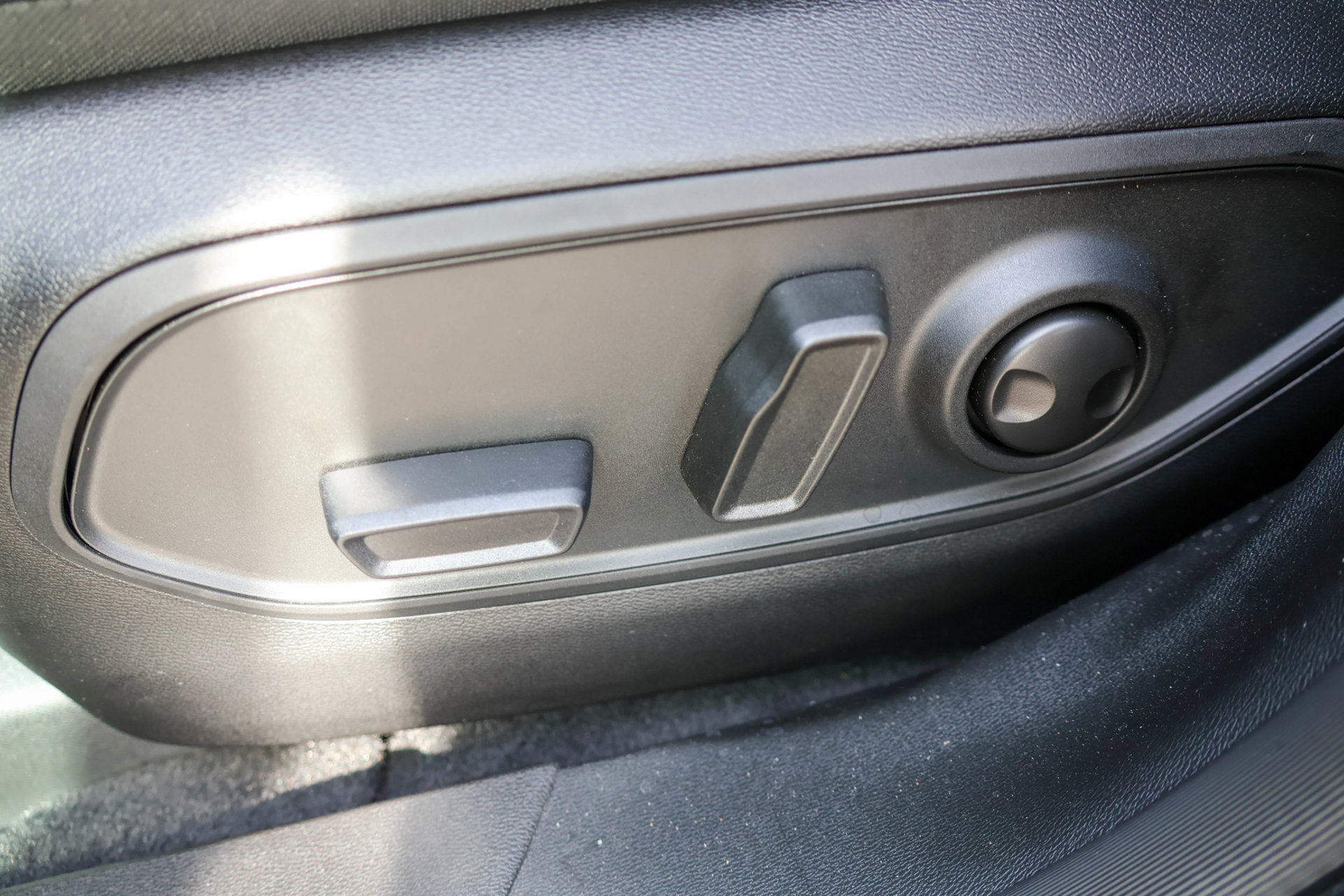 New 2026 Jeep Cherokee Overland AWD/4WD image 6