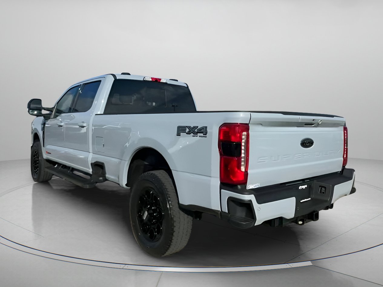 New 2026 Ford F350 Lariat w/ Black Appearance Package image 20