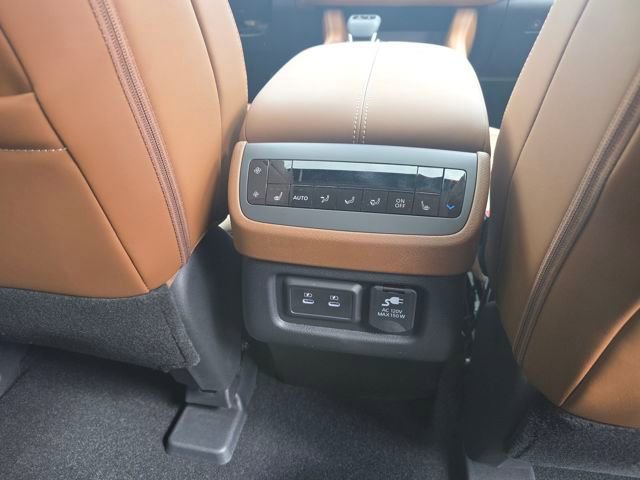 New 2026 Nissan Pathfinder Platinum image 22