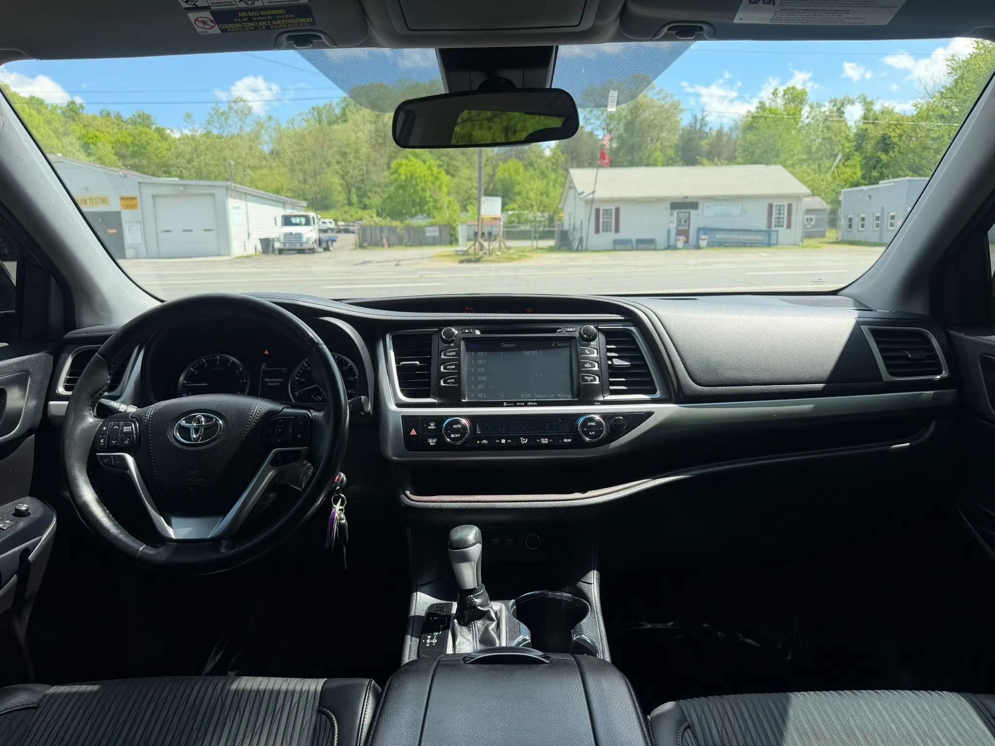 Used 2019 Toyota Highlander Plus image 31