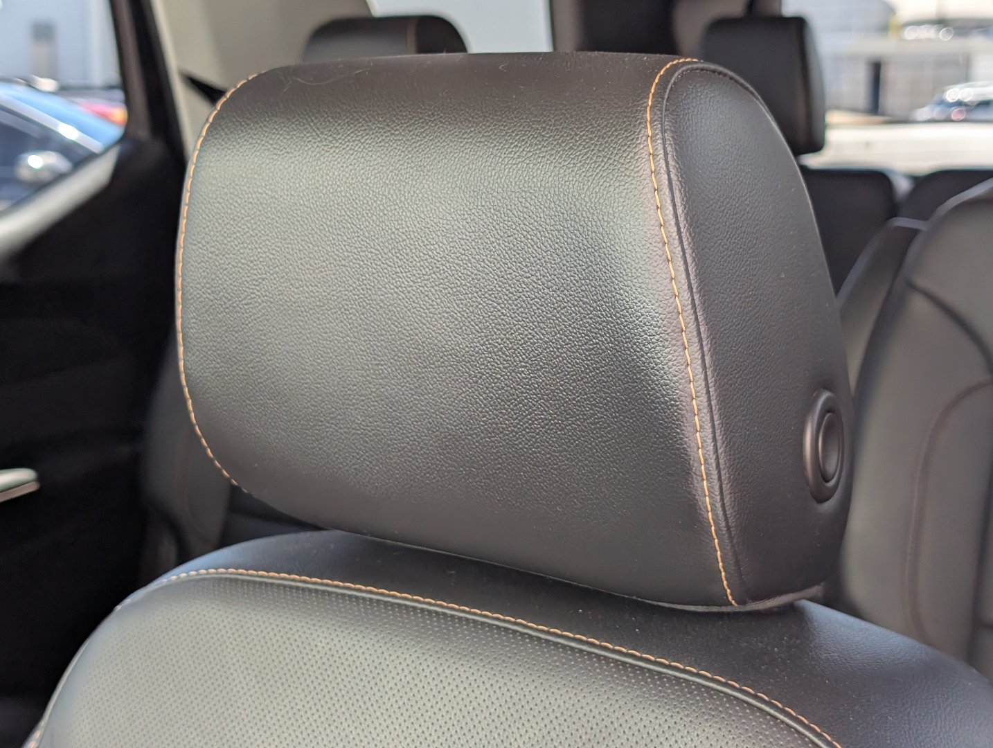 Used 2019 Chevrolet Traverse Premier AWD/4WD image 12