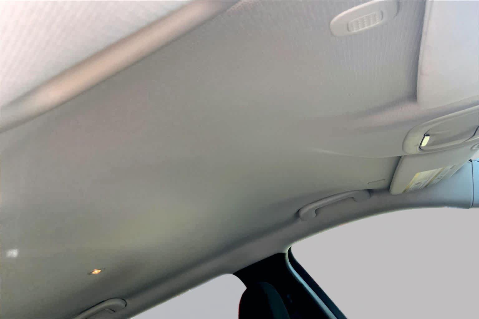 Used 2021 Jeep Cherokee Latitude FWD image 14