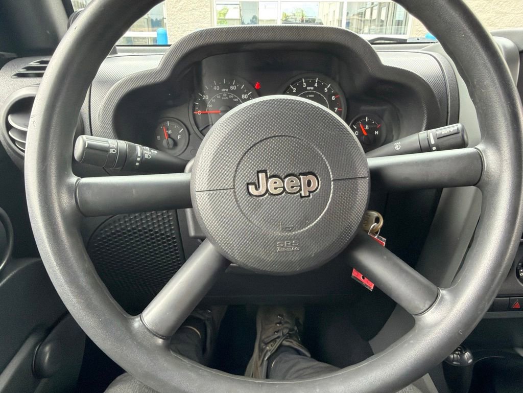 Used 2008 Jeep Wrangler Unlimited X AWD/4WD image 14