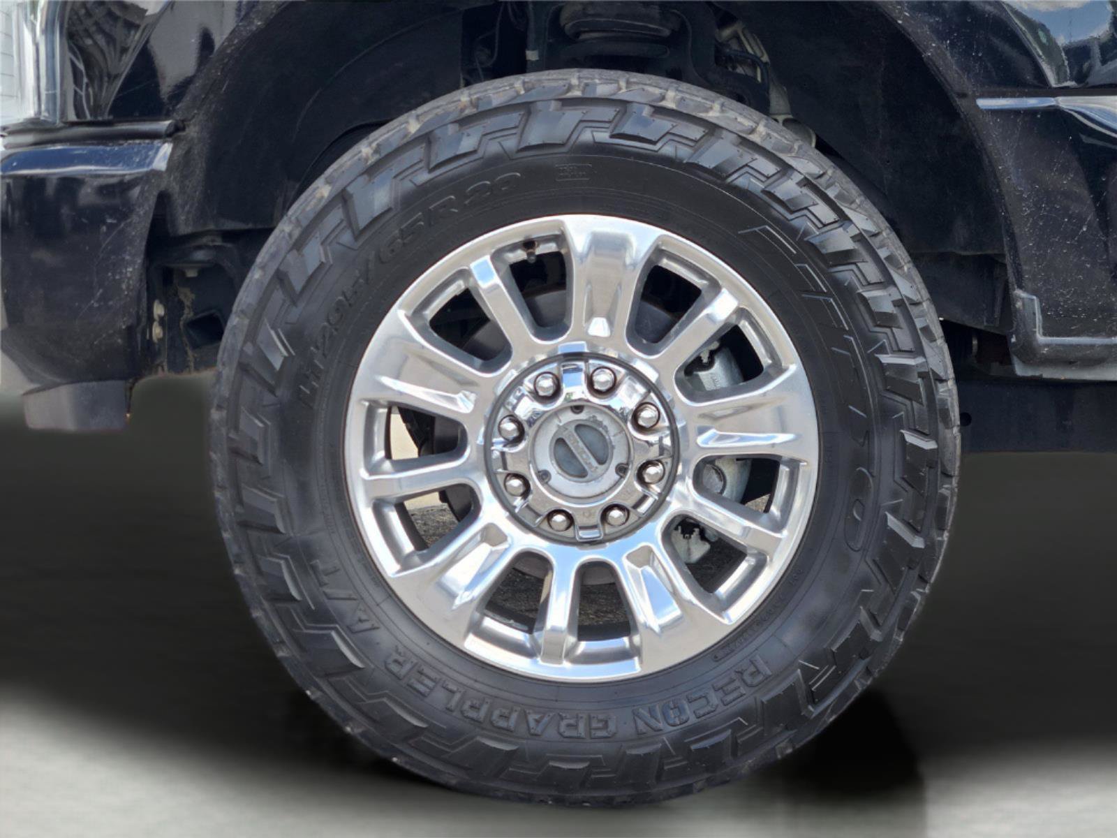 Used 2022 Ford F250 Limited w/ FX4 Off-Road Package AWD/4WD image 11