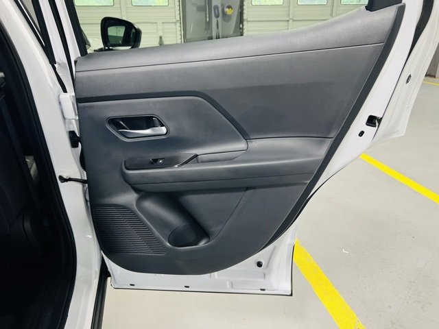 New 2026 Nissan Kicks SV image 29