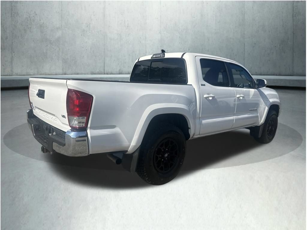 Used 2019 Toyota Tacoma SR5 AWD/4WD image 6