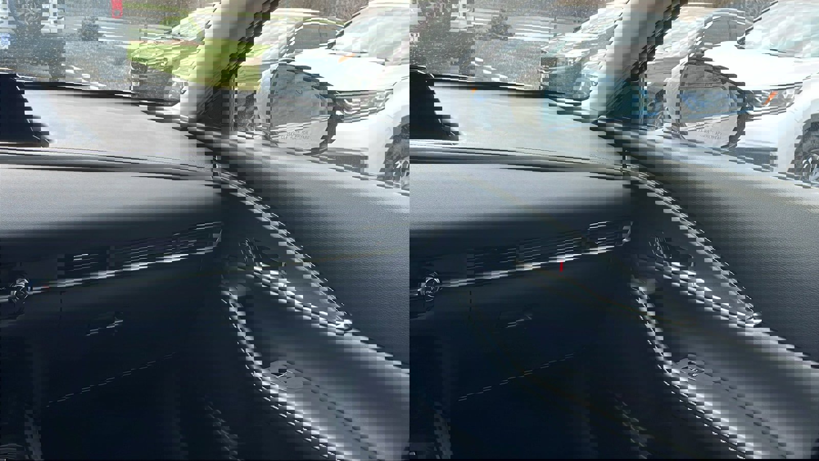 Used 2023 MAZDA CX-30 AWD 2.5 S w/ Select Package image 22