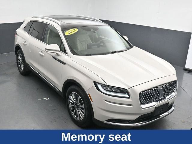 Used 2022 Lincoln Nautilus Reserve AWD/4WD image 22