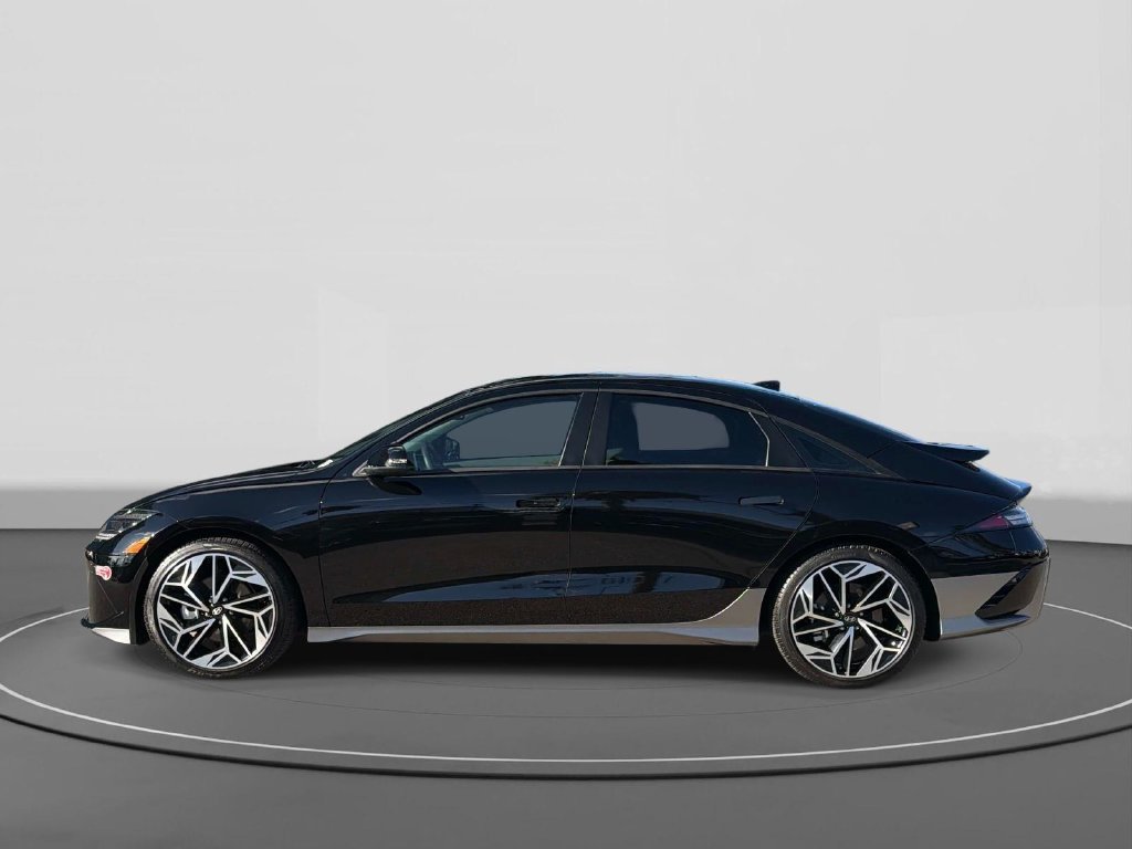 Used 2024 Hyundai Ioniq 6 SEL RWD image 4