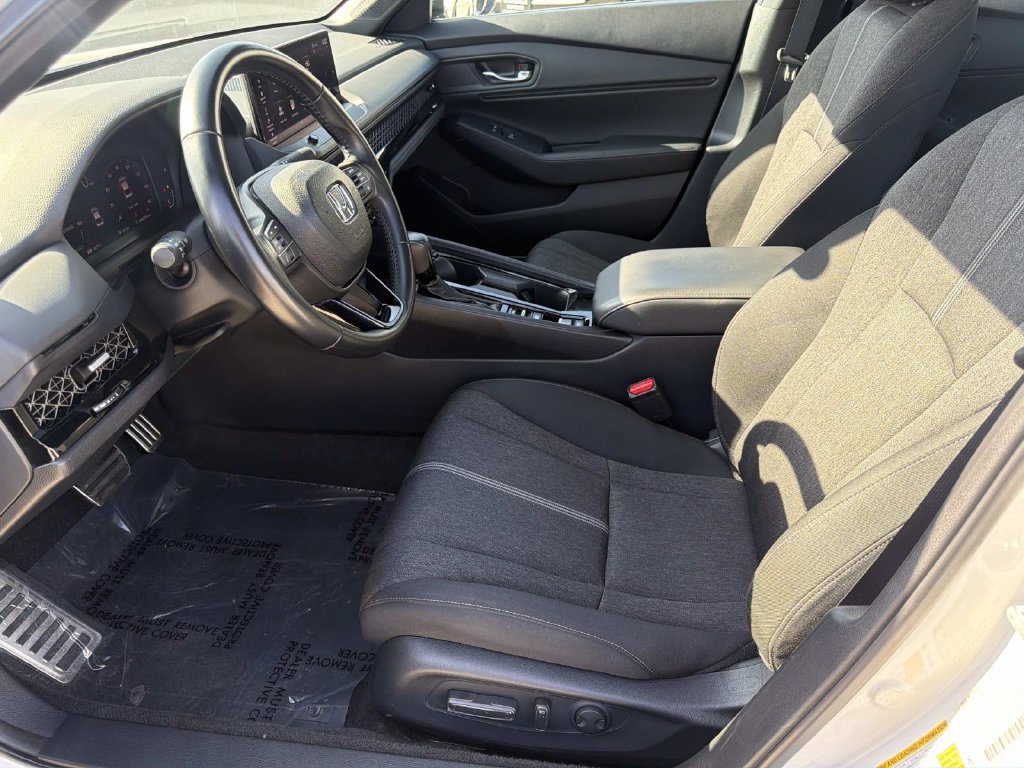 Used 2023 Honda Accord Sport image 15