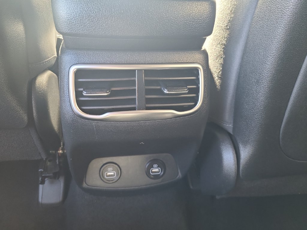 Used 2023 Hyundai Santa Fe SEL AWD/4WD image 17