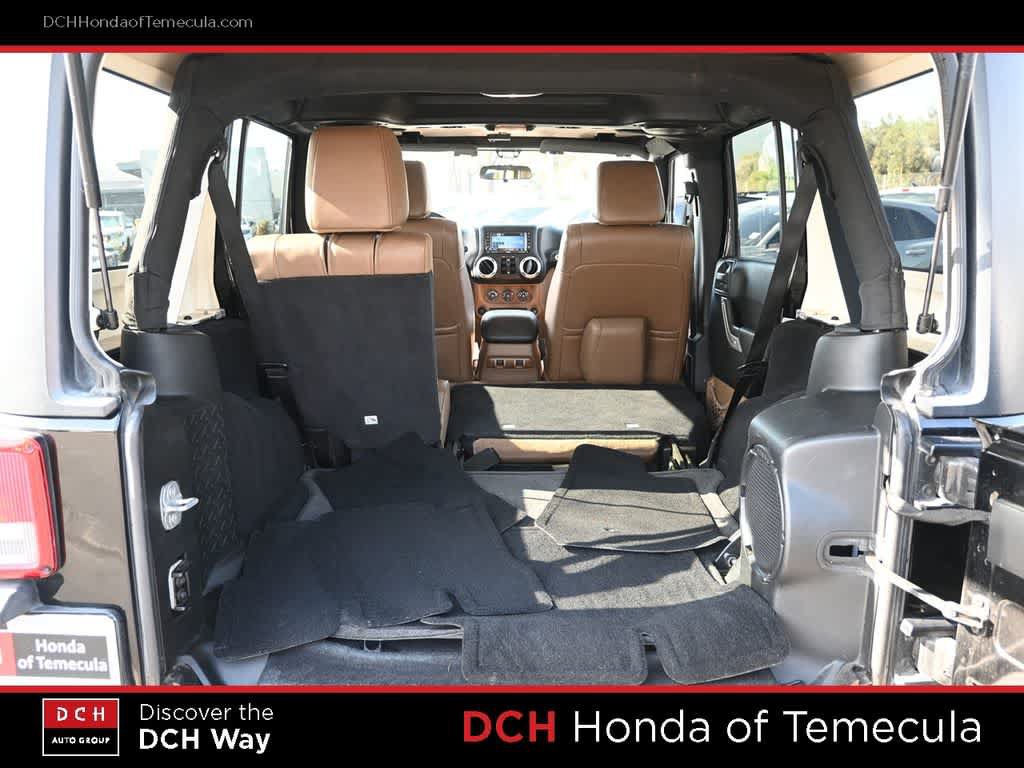 Used 2011 Jeep Wrangler Unlimited Rubicon w/ Trailer Tow Group AWD/4WD image 21