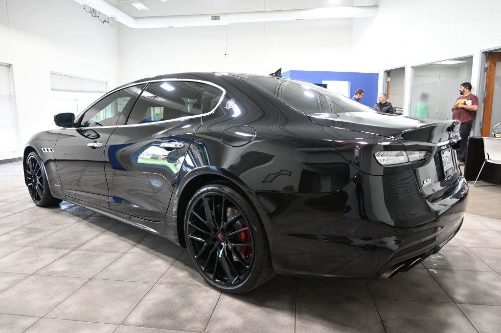 Used 2018 Maserati Quattroporte S GranSport Q4 AWD/4WD image 3