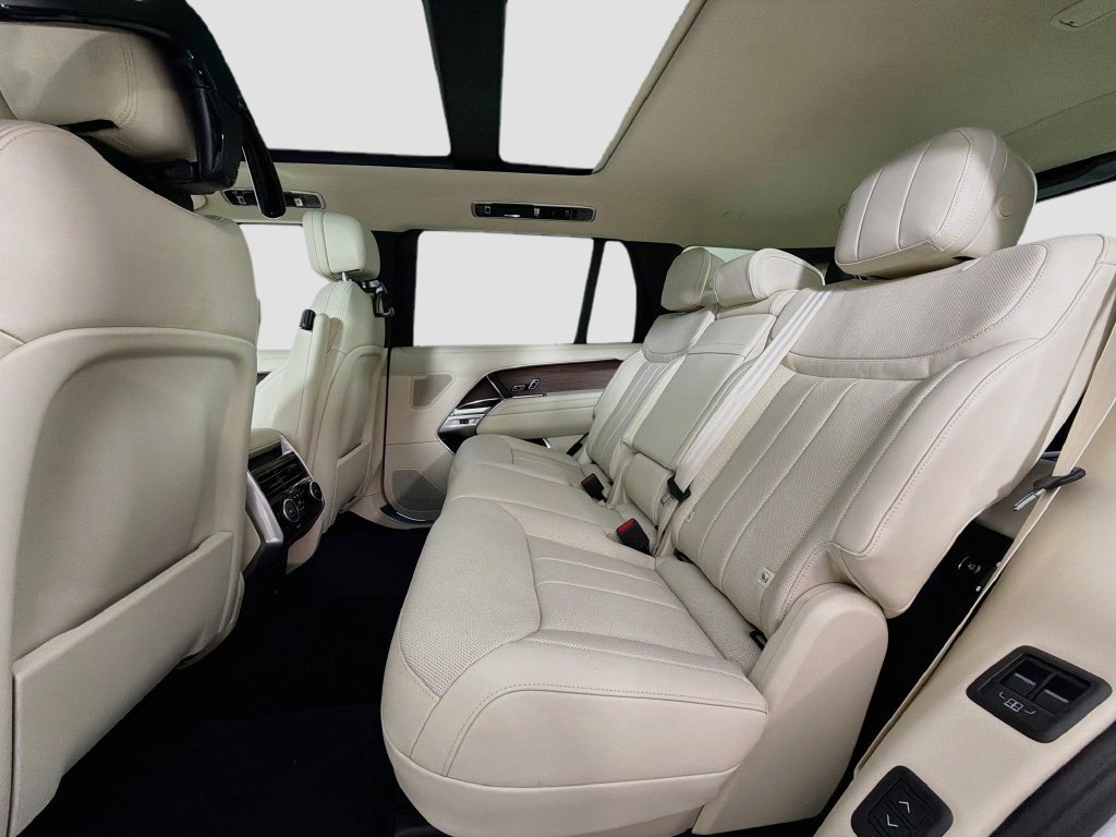 New 2027 Land Rover Range Rover Long Wheelbase SE AWD/4WD image 26
