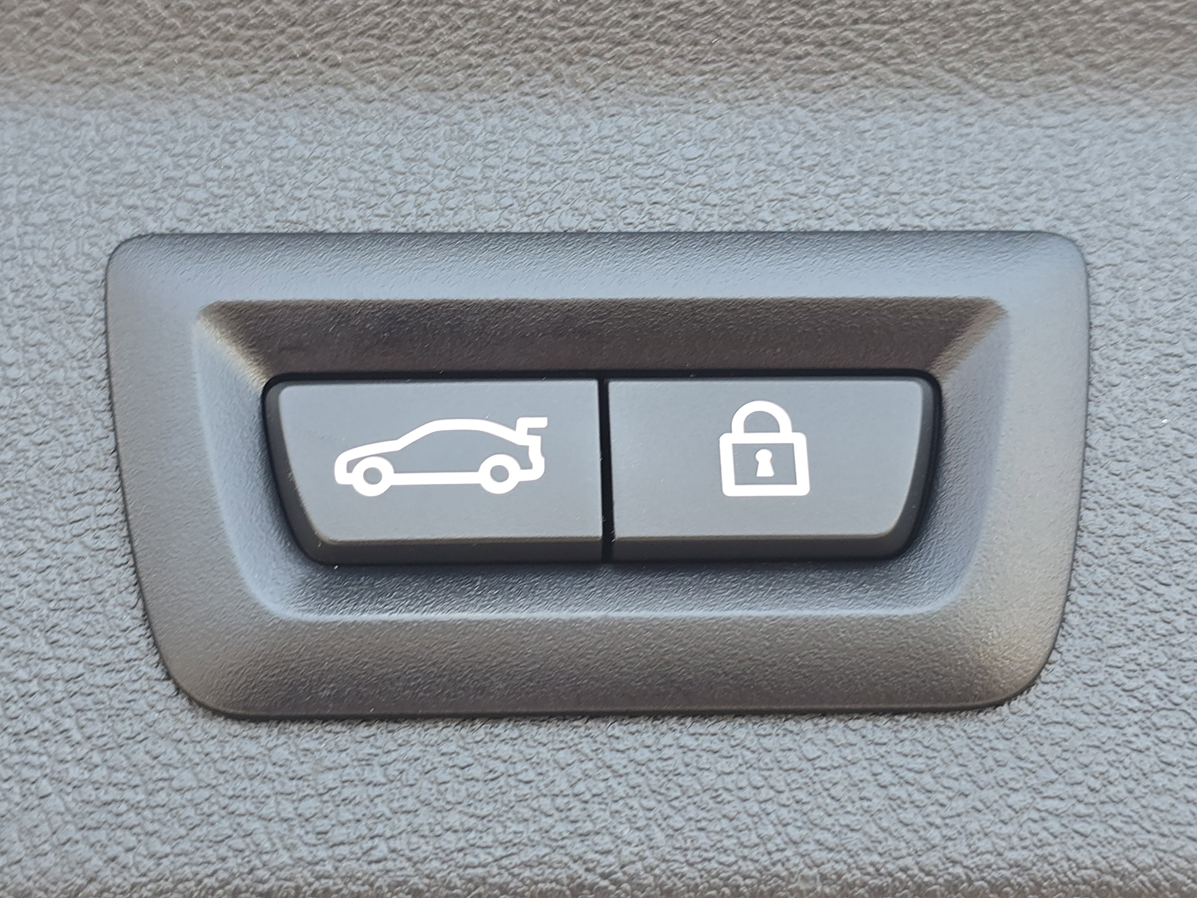 Used 2023 BMW X3 xDrive30i w/ Convenience Package image 11