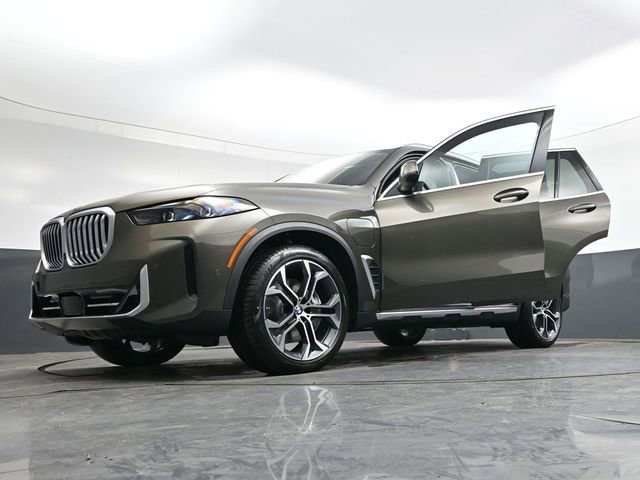 New 2026 BMW X5 xDrive50e AWD/4WD image 40