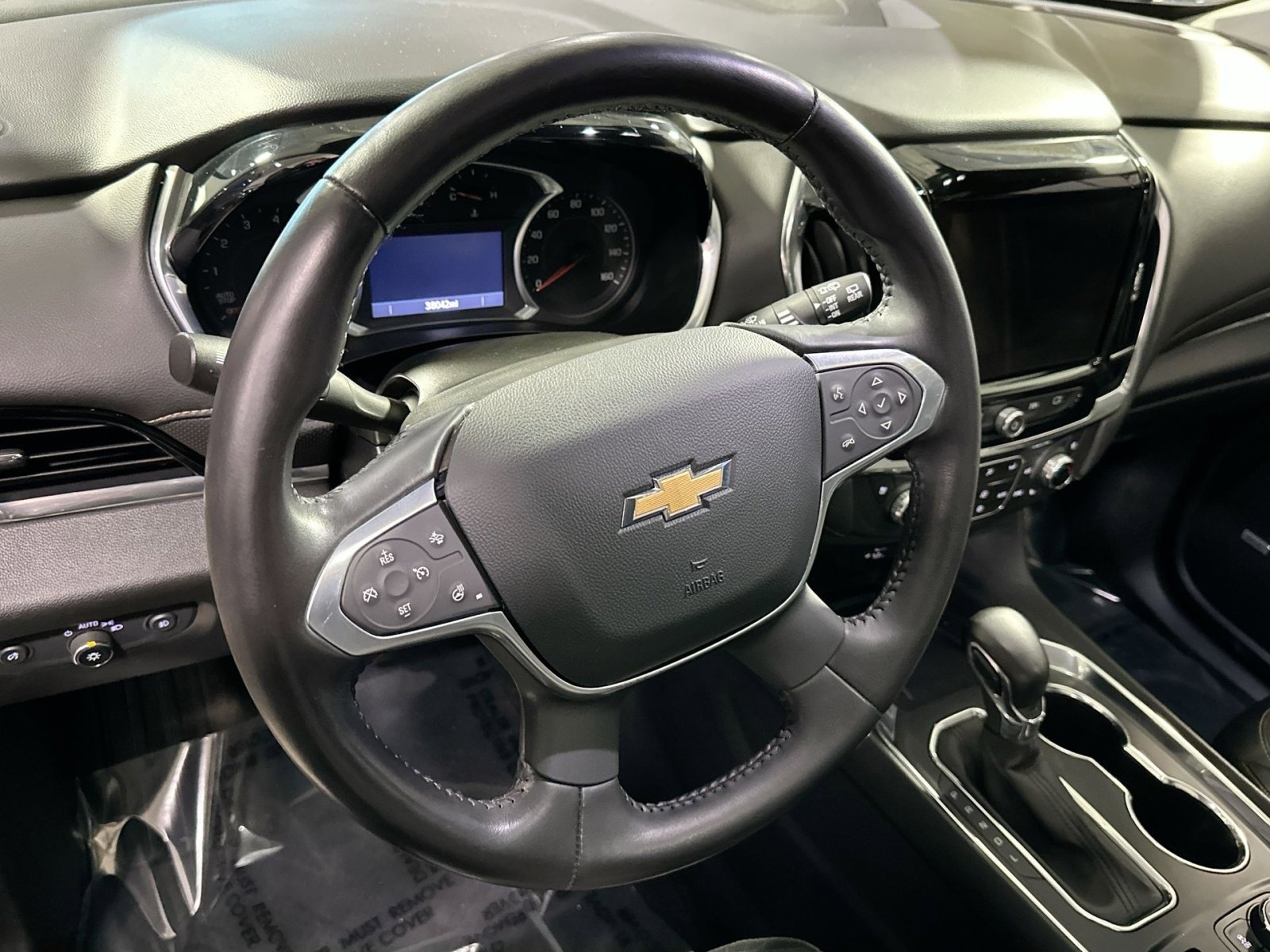 Used 2021 Chevrolet Traverse Premier w/ Redline Edition image 18