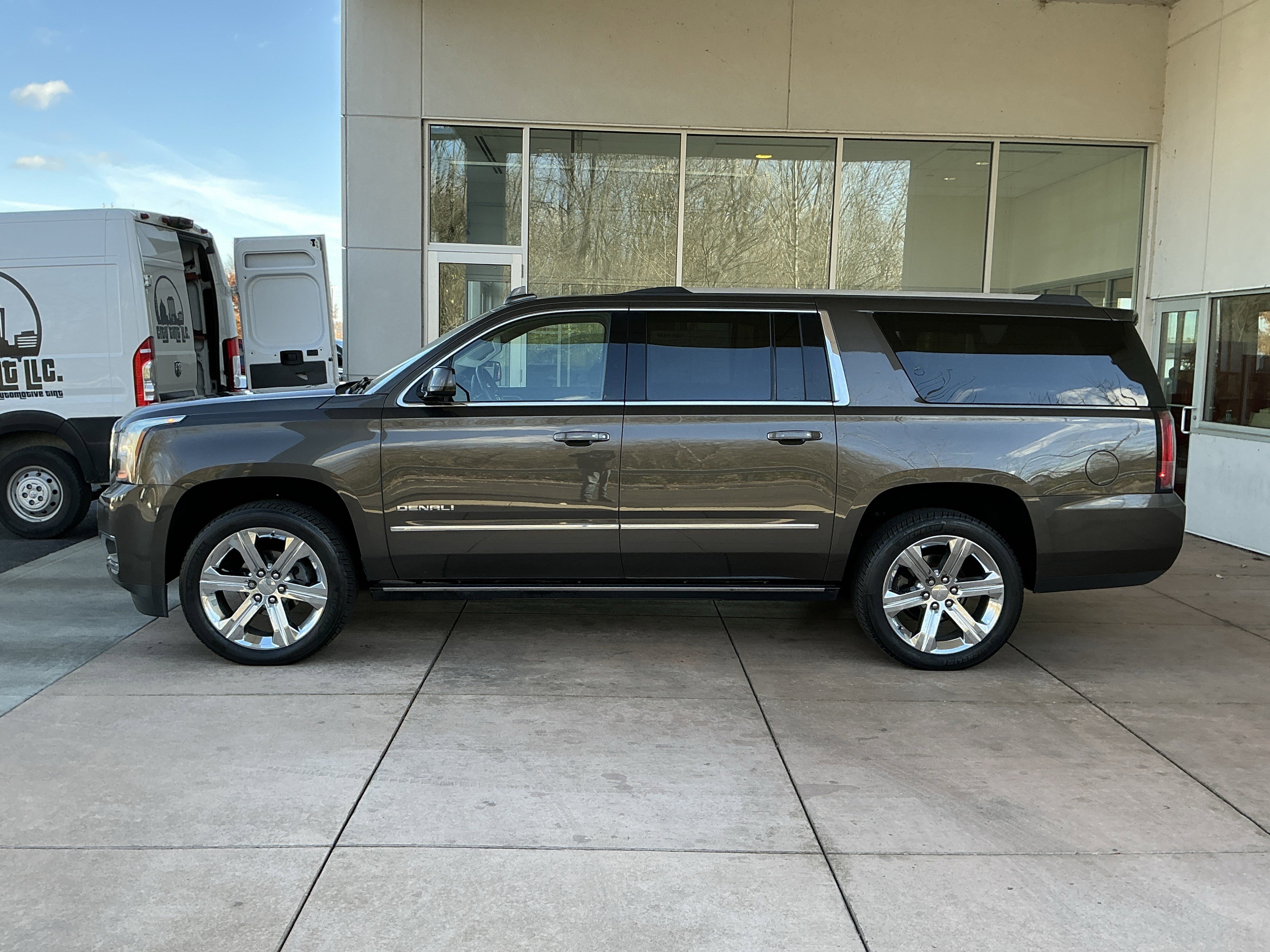 Used 2019 GMC Yukon XL Denali w/ Denali Ultimate Package image 19