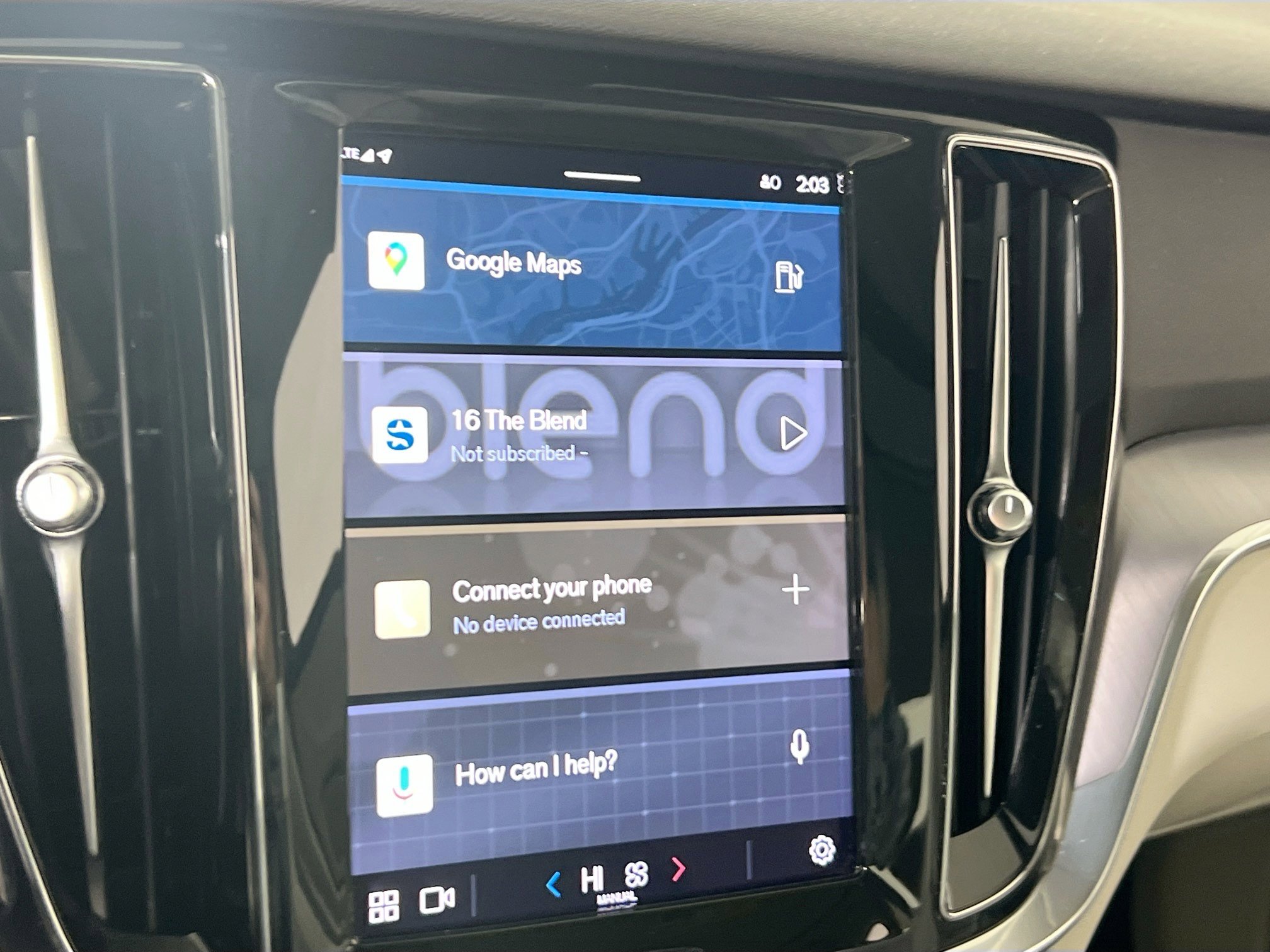 Used 2023 Volvo S60 B5 Core w/ Protection Package Premier image 15