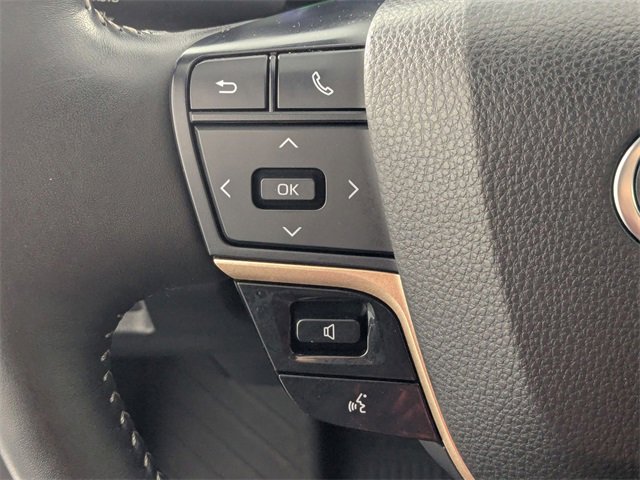 Used 2025 Toyota Crown XLE image 14