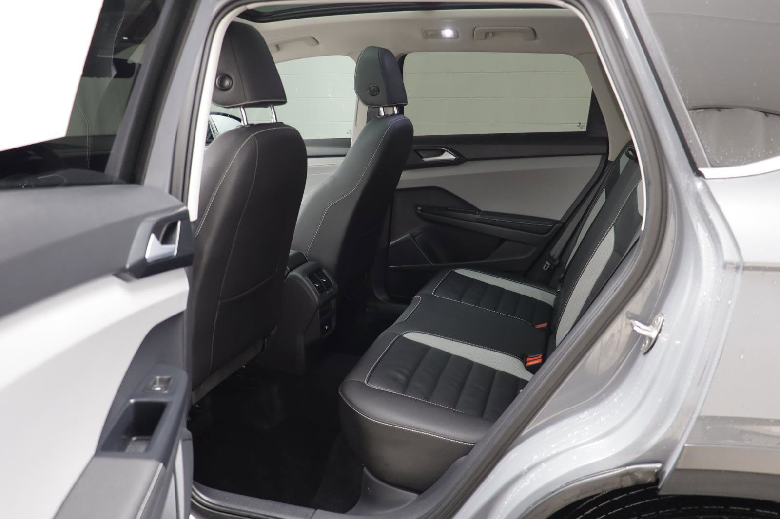 Certified 2024 Volkswagen Taos SEL image 14