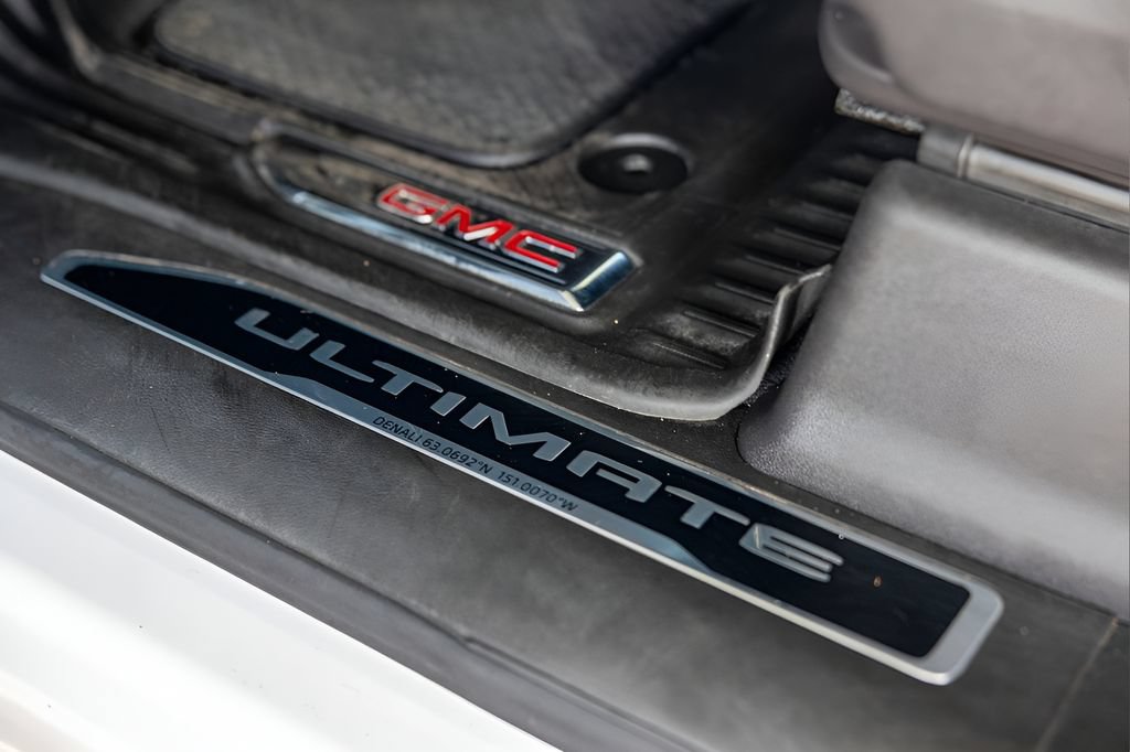 Used 2024 GMC Sierra 1500 Denali Ultimate AWD/4WD image 45