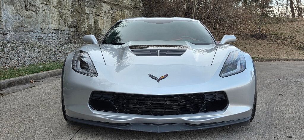 Used 2015 Chevrolet Corvette Z06 w/ 3LZ Preferred Equipment Group image 8