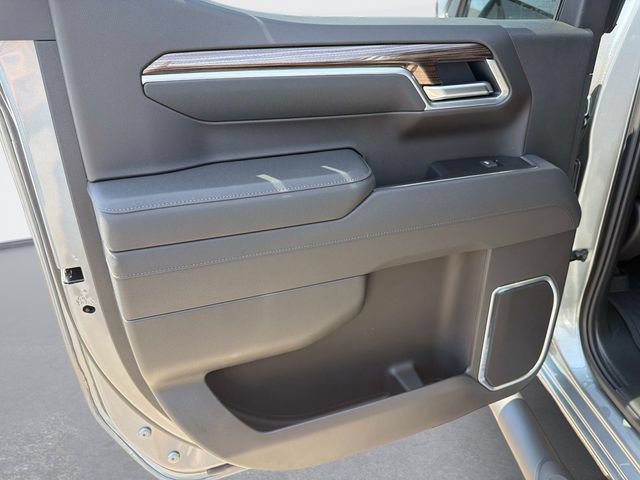 New 2026 Chevrolet Silverado 1500 RST w/ RST All Star Premium Package AWD/4WD image 13