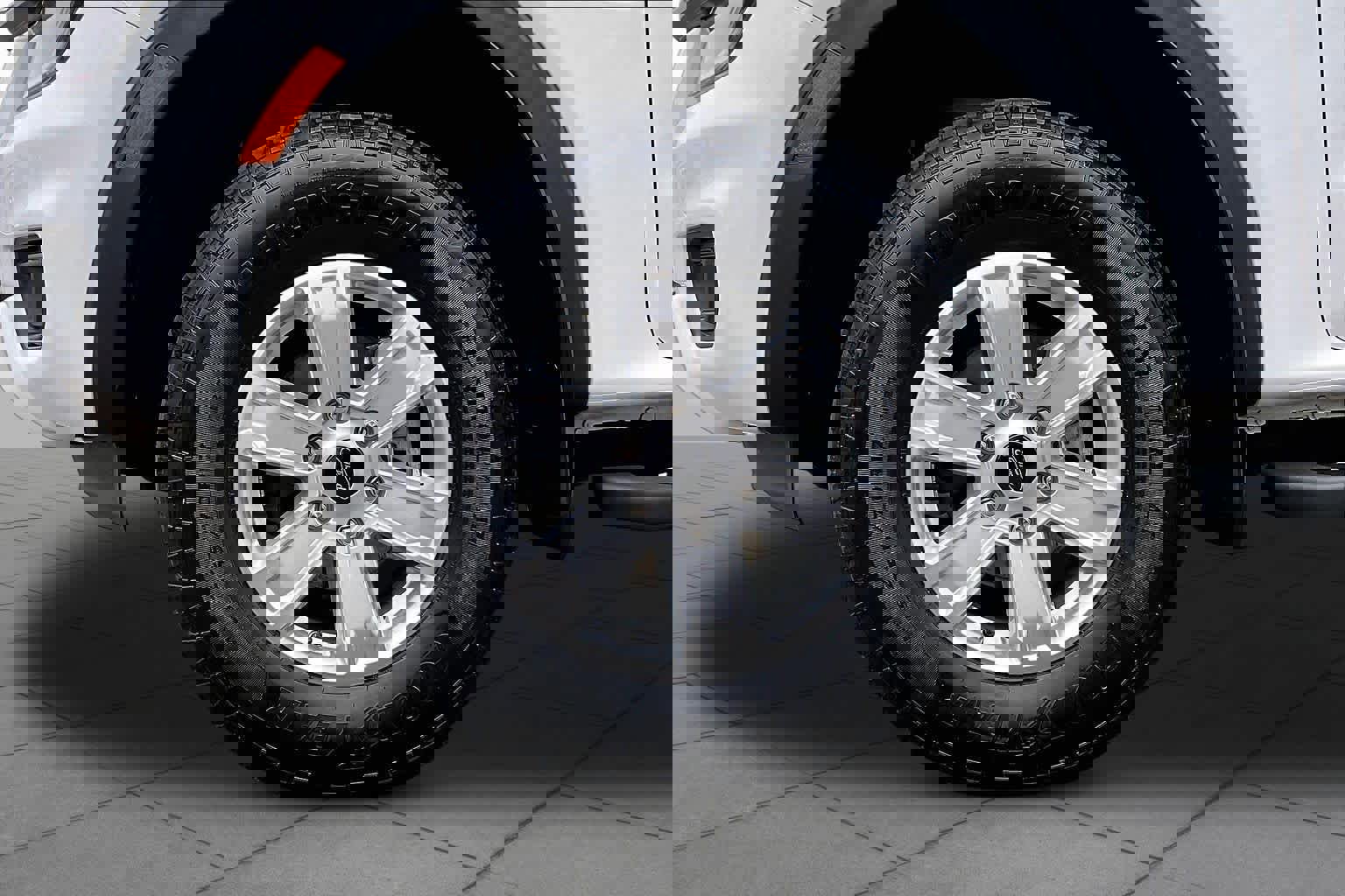 Used 2025 Ford Ranger XL w/ Trailer Tow Package AWD/4WD image 11