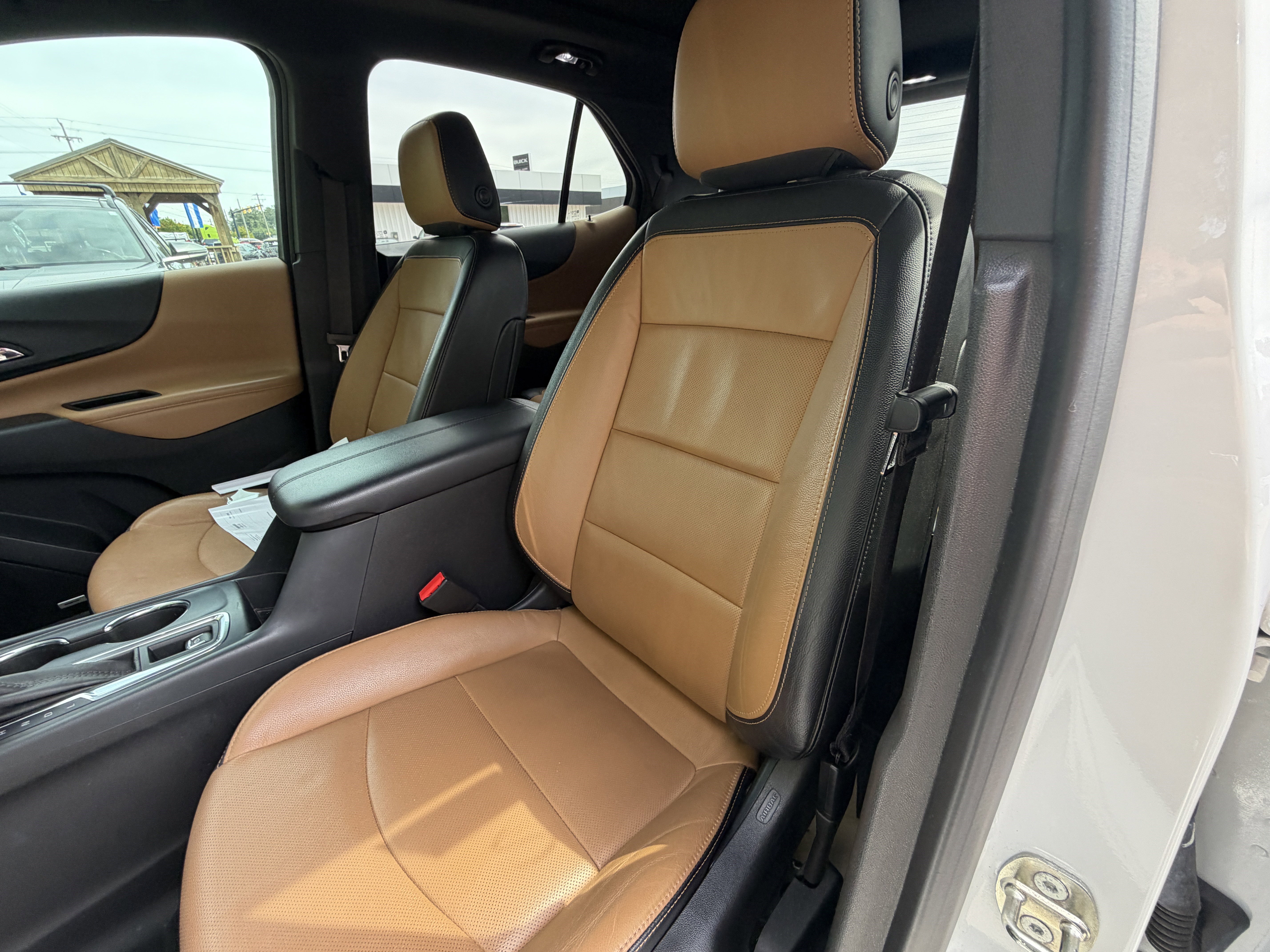 Used 2020 Chevrolet Equinox Premier AWD/4WD image 7