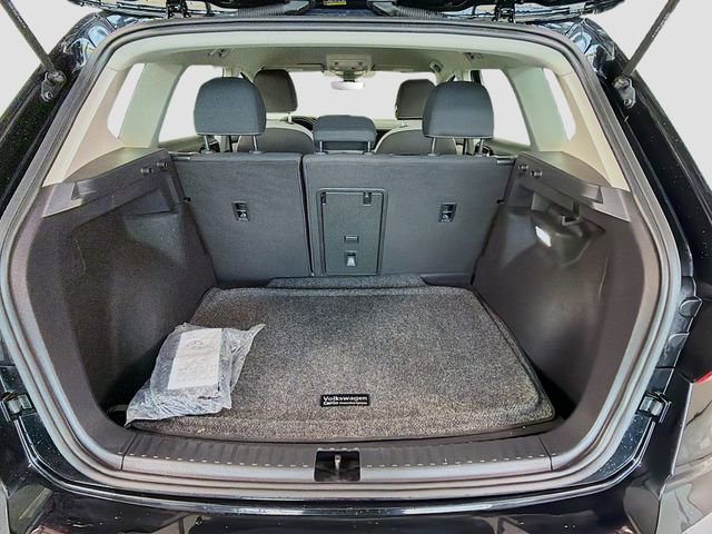 Used 2024 Volkswagen Taos S image 26