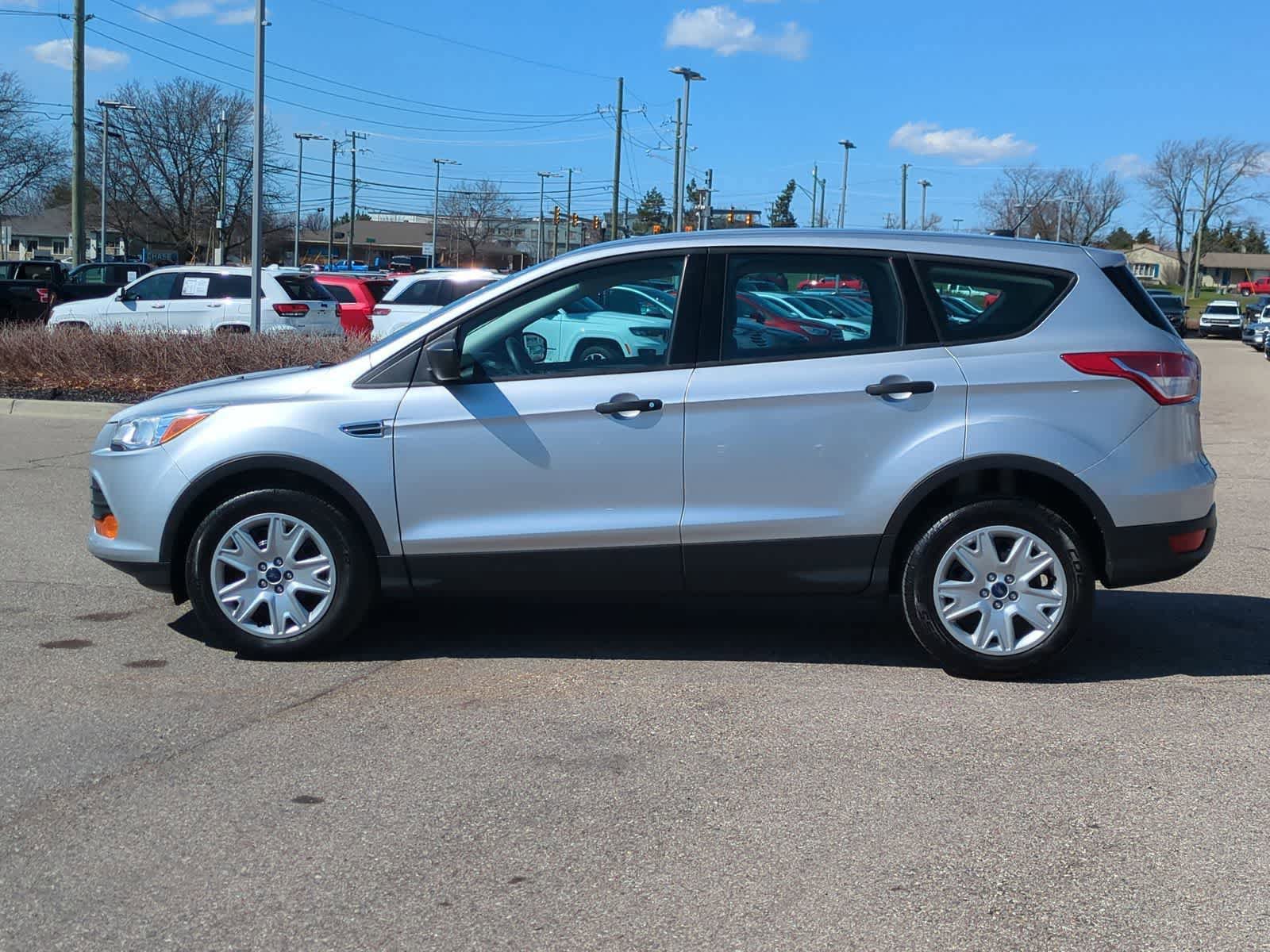 Used 2016 Ford Escape S FWD image 5