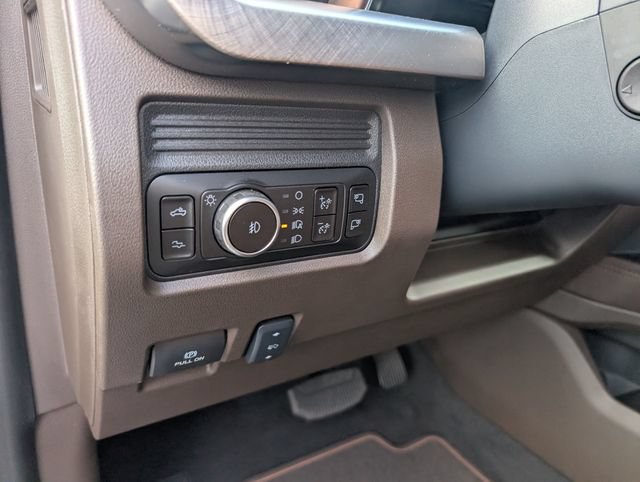 New 2026 Ford F450 King Ranch w/ FX4 Off-Road Package AWD/4WD image 14