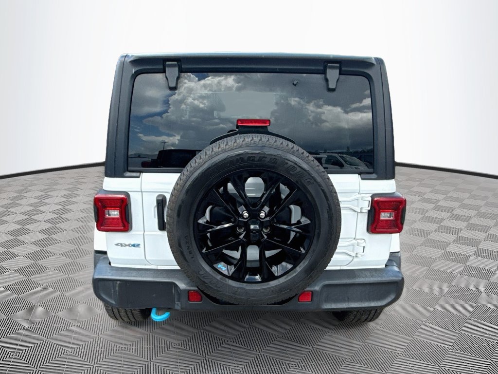 Certified 2023 Jeep Wrangler Unlimited Sahara w/ Cold Weather Group AWD/4WD image 7