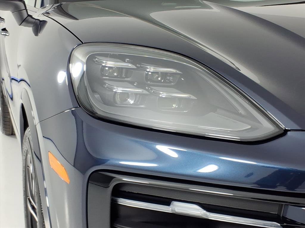 New 2026 Porsche Cayenne Coupe image 31