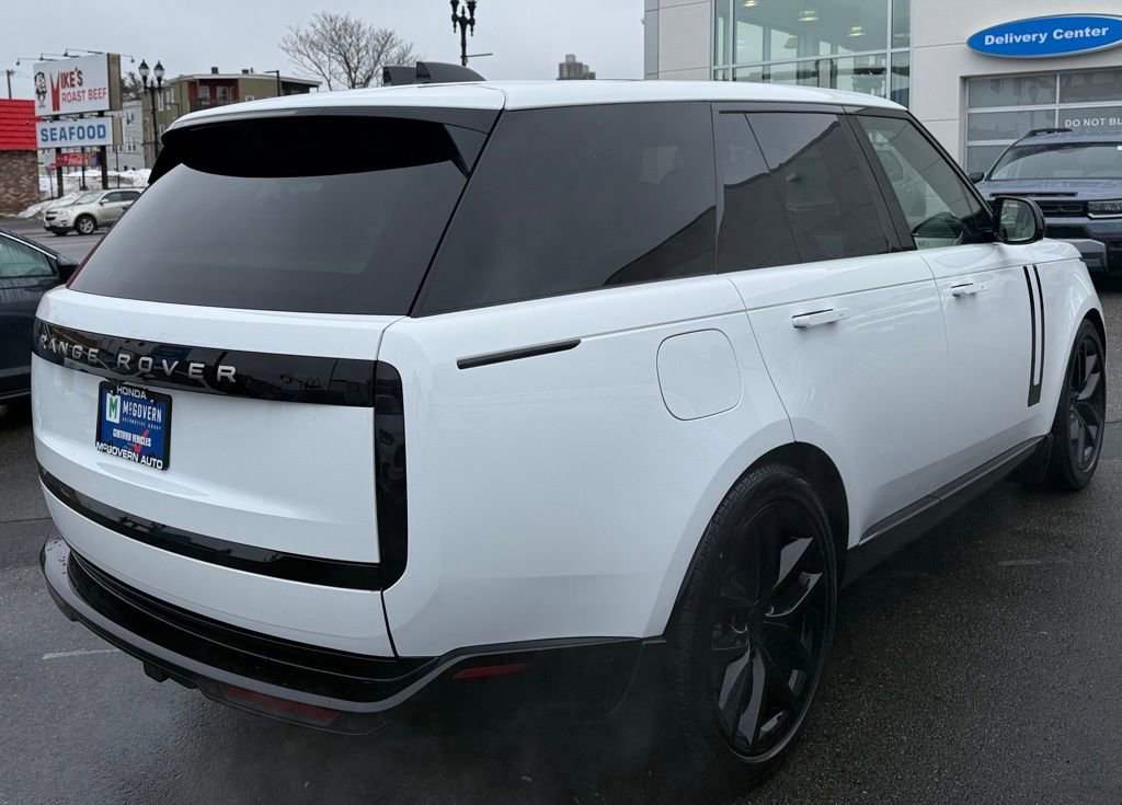 Used 2024 Land Rover Range Rover SE image 6