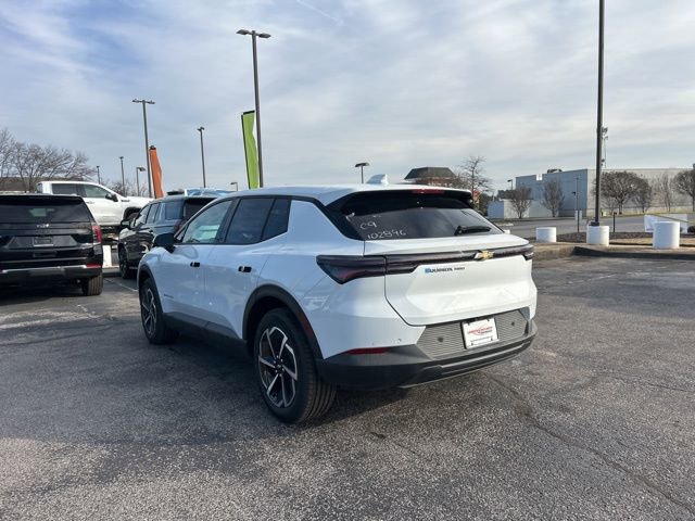 New 2026 Chevrolet Equinox EV LT image 5