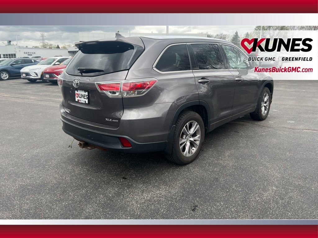 Used 2014 Toyota Highlander XLE AWD/4WD image 5