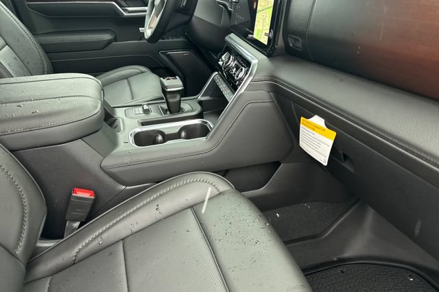 New 2026 GMC Sierra 1500 Denali w/ Denali Reserve Package AWD/4WD image 17