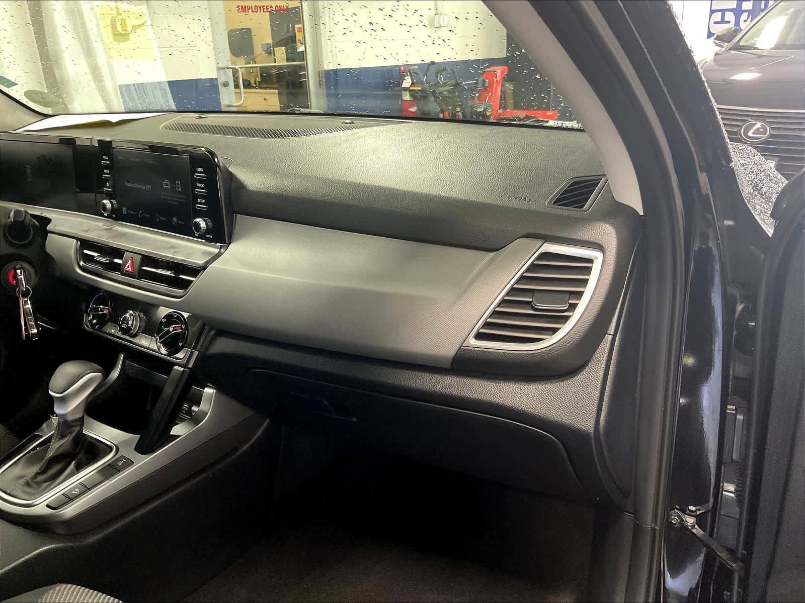 Used 2024 Kia Seltos LX AWD/4WD image 13