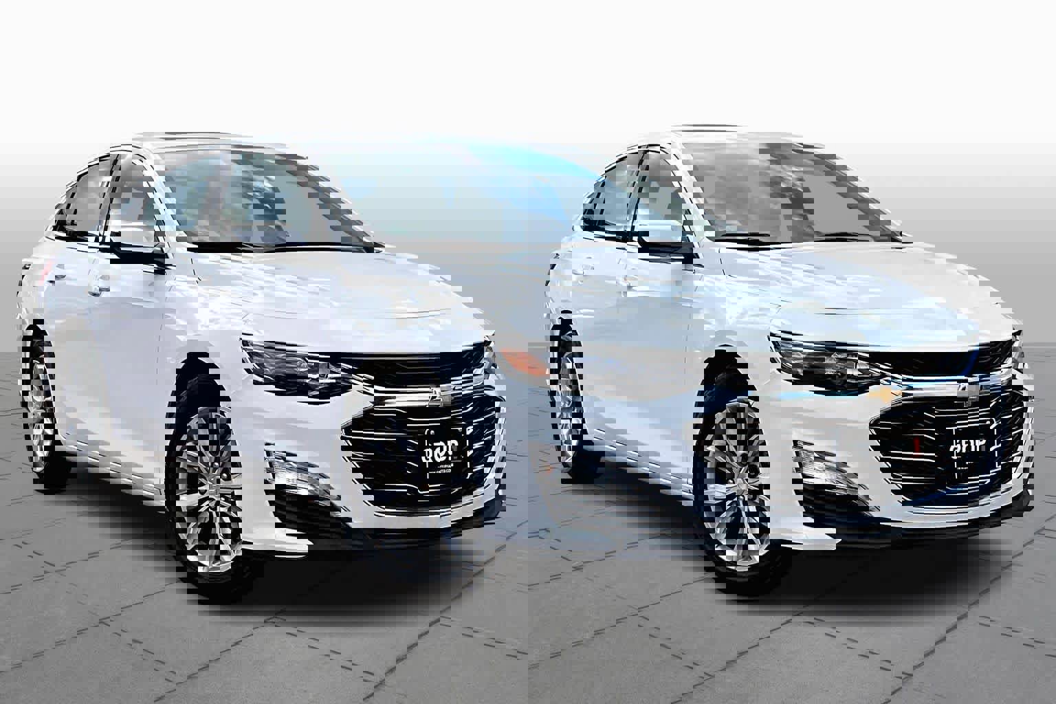 Used 2024 Chevrolet Malibu LT image 3