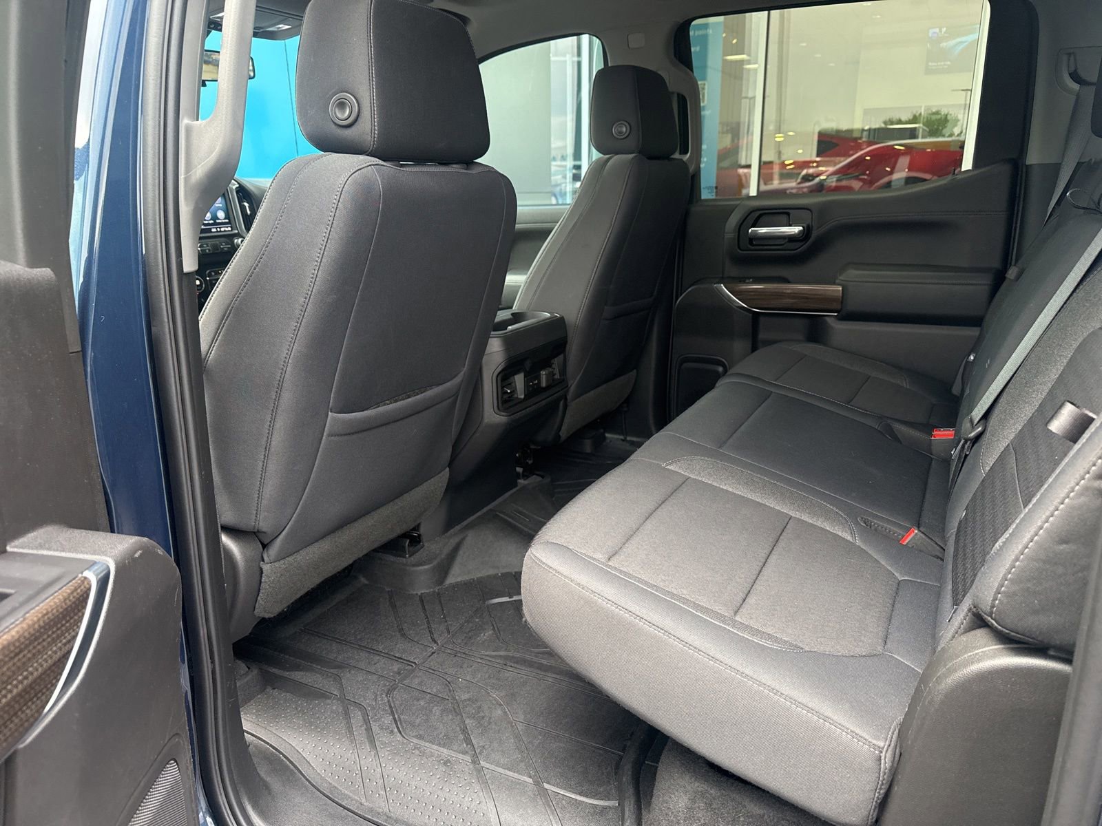 Used 2019 Chevrolet Silverado 1500 LT Trail Boss AWD/4WD image 29