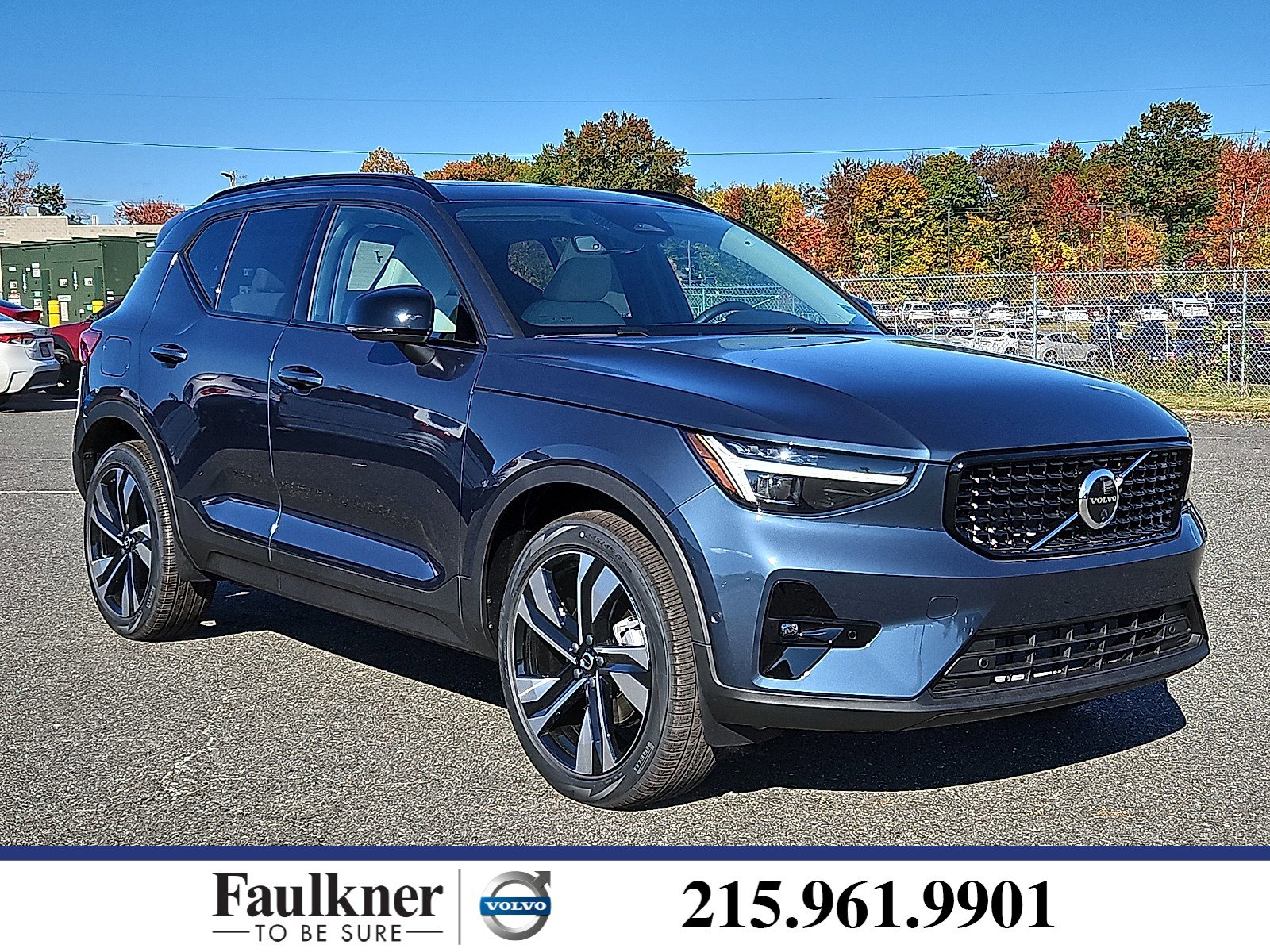 New 2026 Volvo XC40 B5 Ultra w/ Protection Package Premier