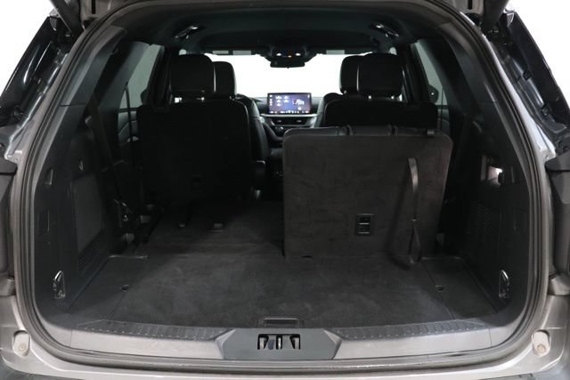 Used 2025 Ford Explorer ST-Line AWD/4WD image 35