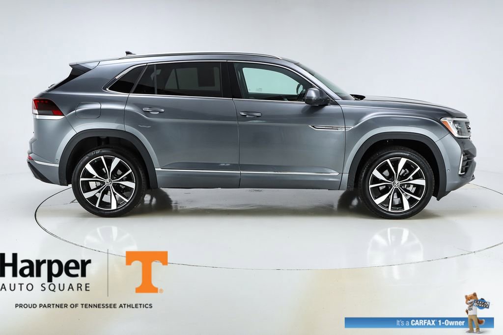 Used 2025 Volkswagen Atlas Cross Sport SEL Premium R-Line image 49