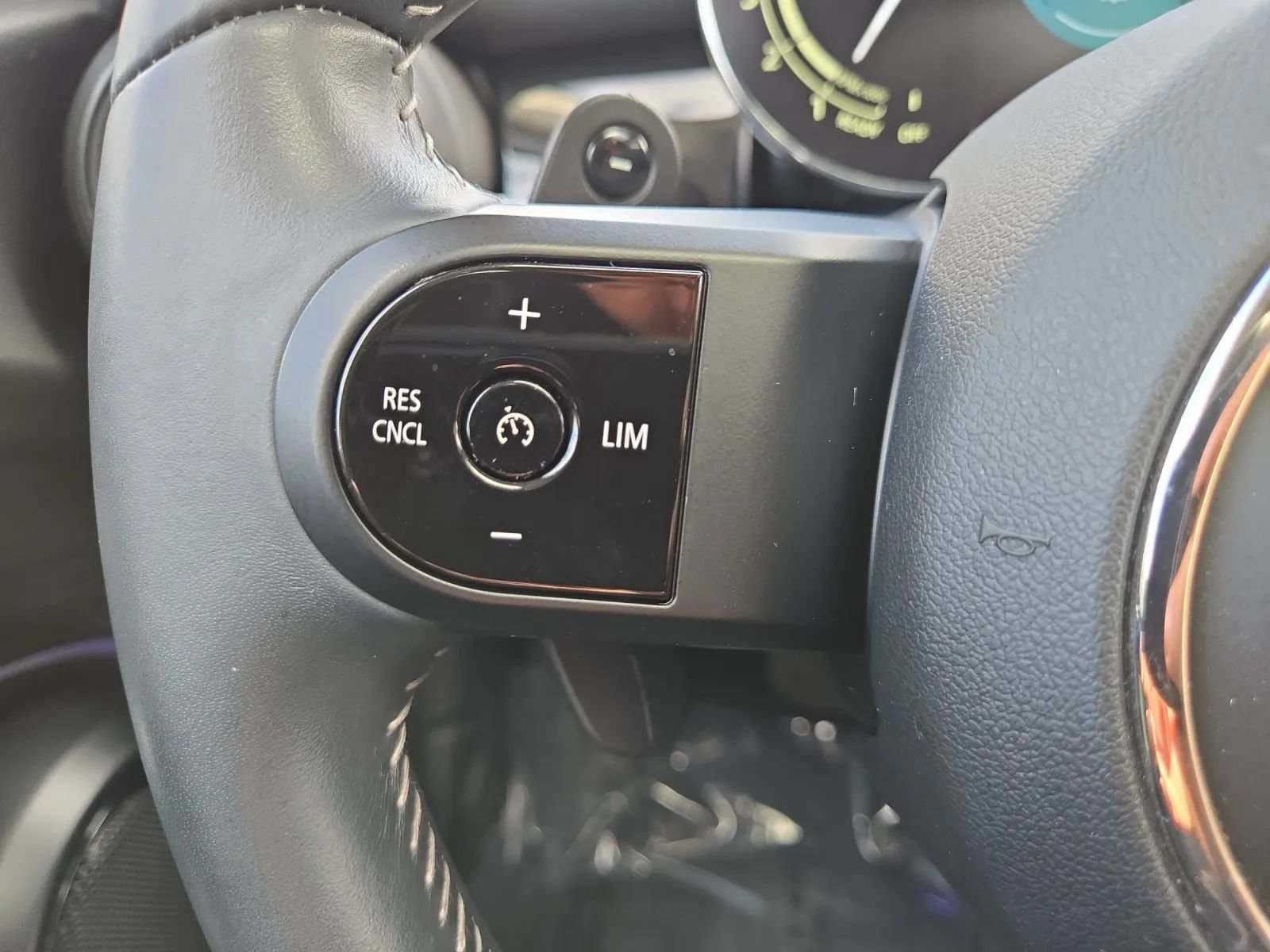 Used 2023 MINI Cooper S FWD image 21