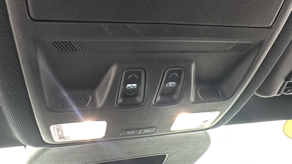 Used 2024 Ford Escape ST-Line Elite w/ Premium Technology Package image 31